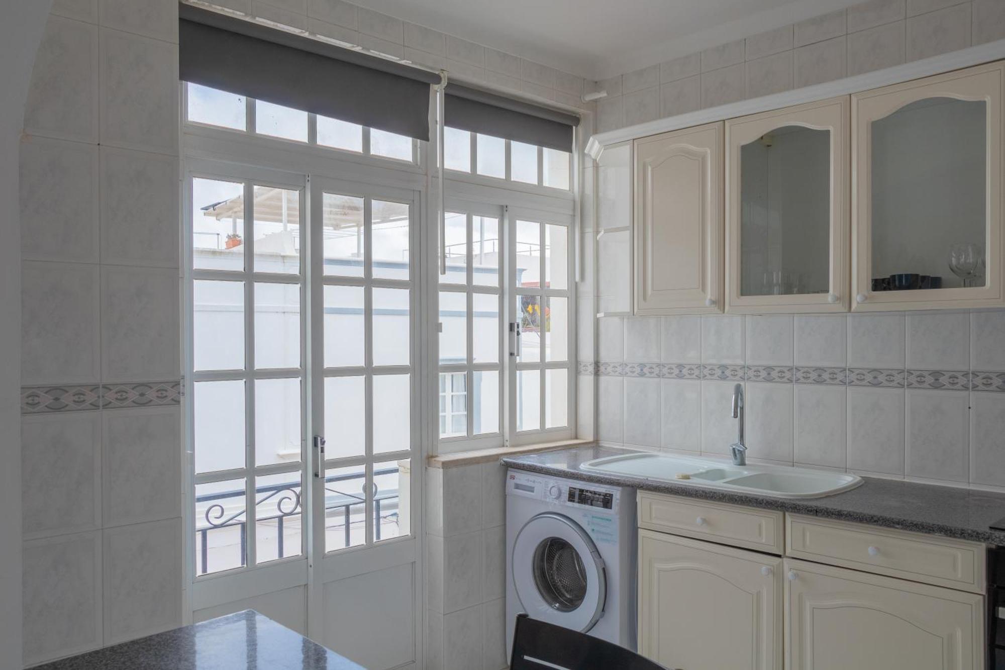 Blife Martinya House - Private Rooms And Apartments Olhão المظهر الخارجي الصورة