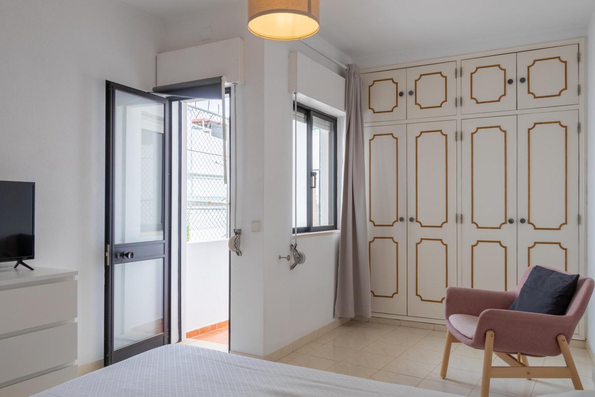Blife Martinya House - Private Rooms And Apartments Olhão المظهر الخارجي الصورة